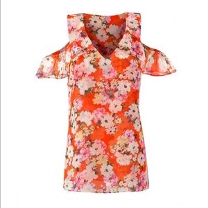 CAbi #5352 Lush cold shoulder top, NWT, Sz medium